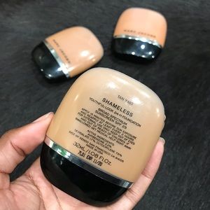 Marc Jacobs Makeup - Marc Jacobs Shameless Foundation Marc Jacobs Makeup - Marc Jacobs Shameless Foundation